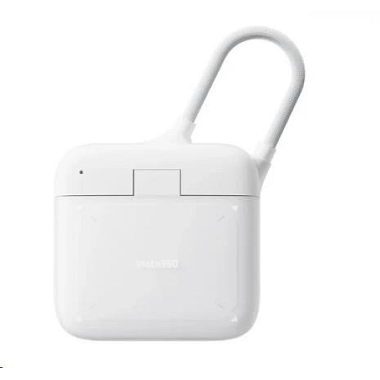 Insta360 2-in-1 pouzdro se čtečkou karet Insta360 2-in-1 pouzdro se čtečkou karet